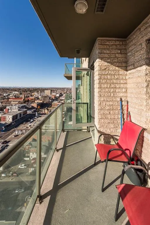 210 15 Avenue SE, #2008