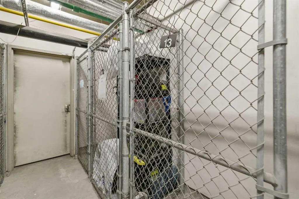 24 Hemlock Crescent SW, #3104