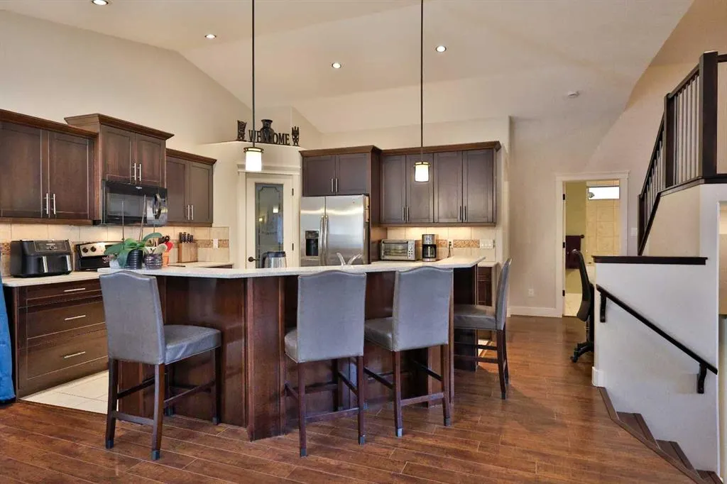 232 Sixmile Common S