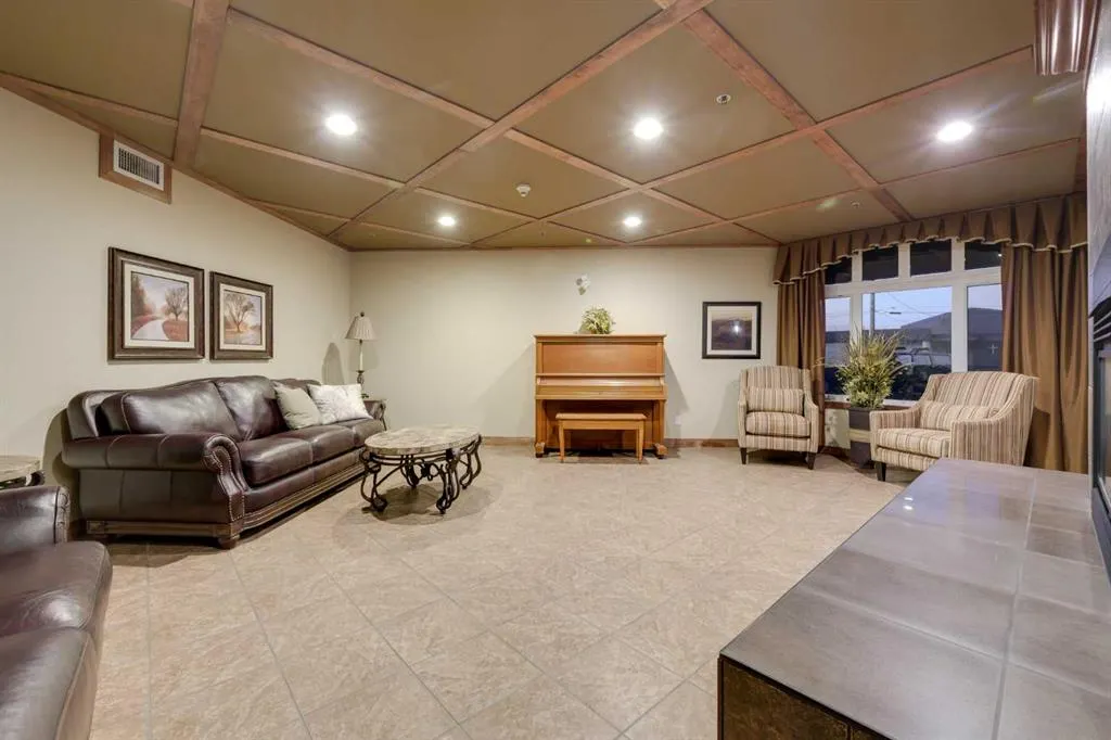 5213 61 Street, #211