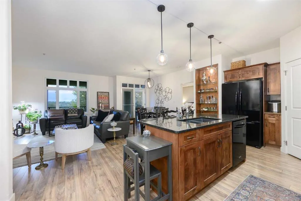 5213 61 Street, #211