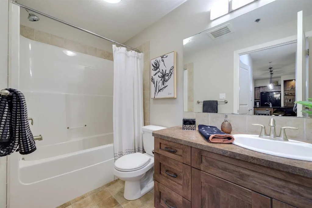 5213 61 Street, #211