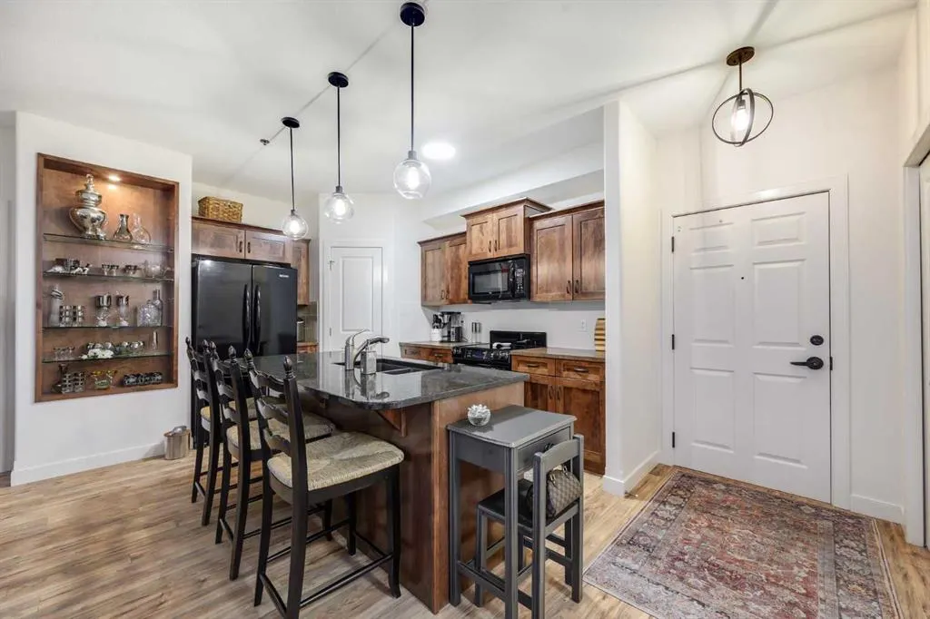 5213 61 Street, #211