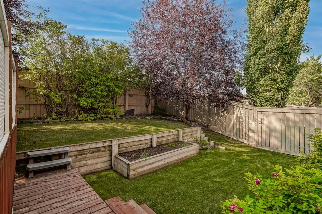 48 Chapala Square SE