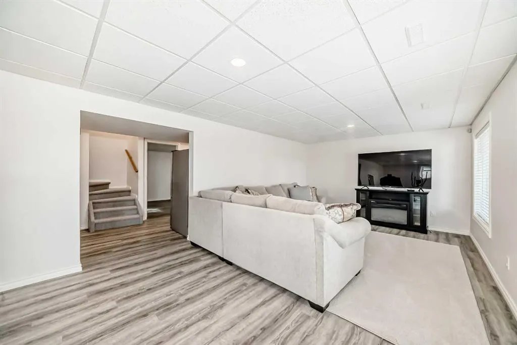 7 Stage Coach Meadow