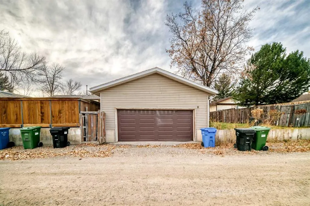 363 Templeside Circle NE