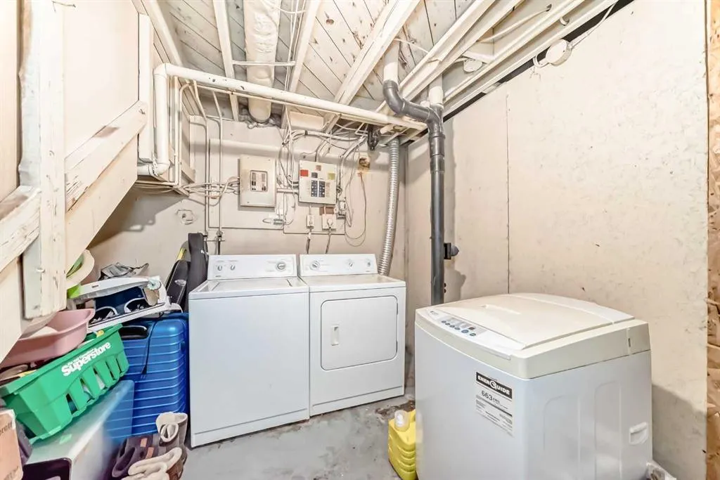 363 Templeside Circle NE