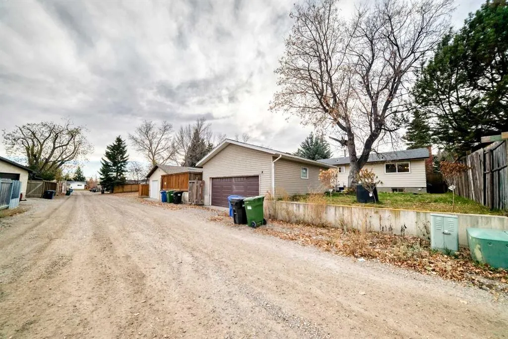 363 Templeside Circle NE