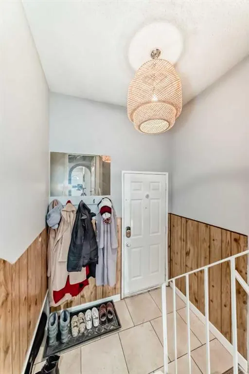 363 Templeside Circle NE