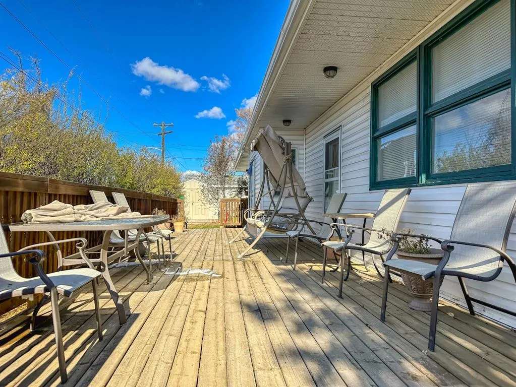 302 St Anne's Avenue