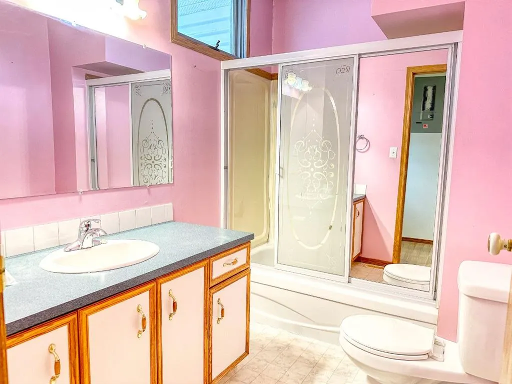 302 St Anne's Avenue