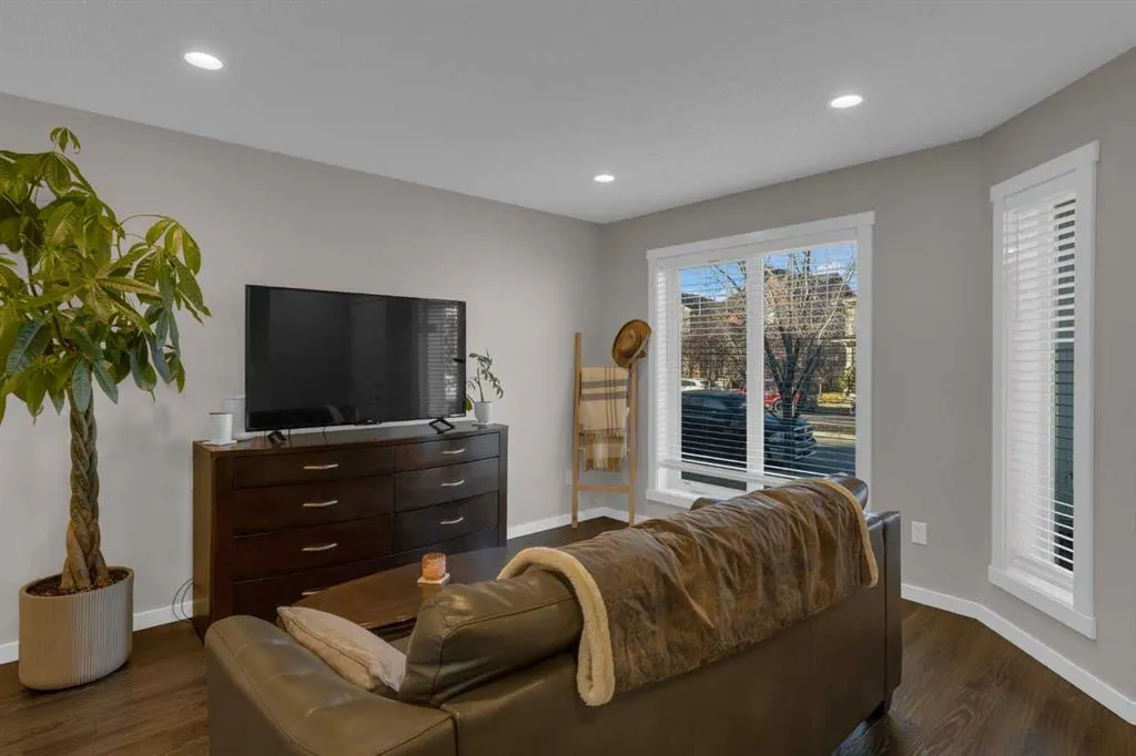 2400 Ravenswood View SE, #108