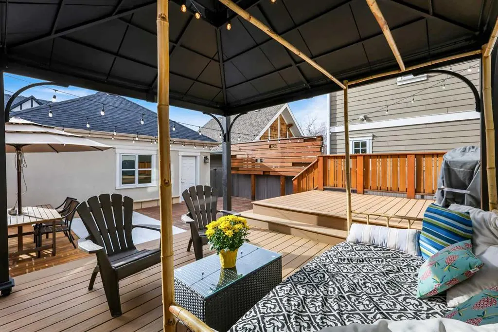 96 Beny-Sur-Mer Road SW