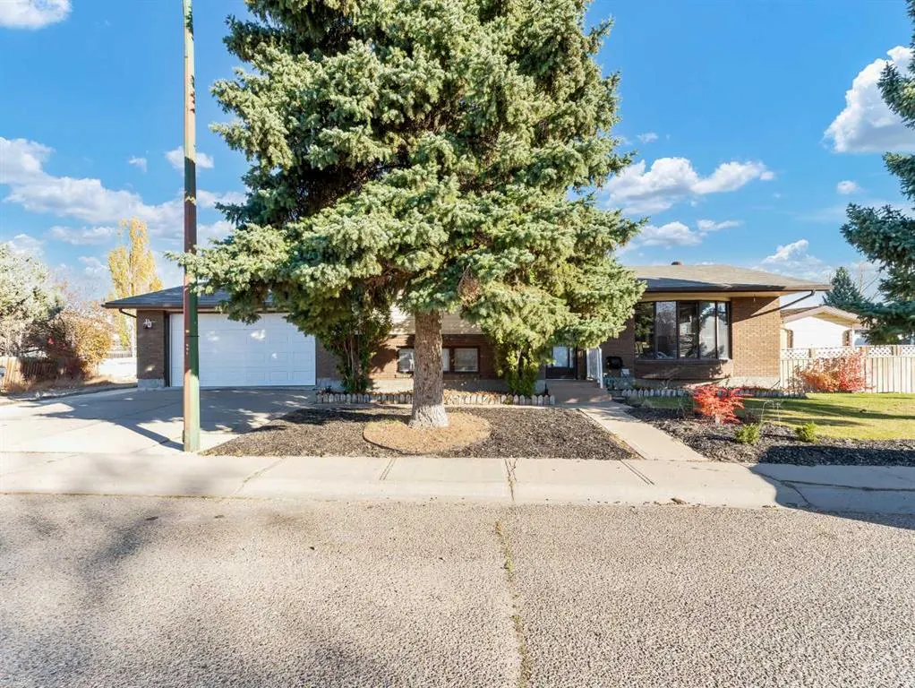 35 Rideau Crescent SE