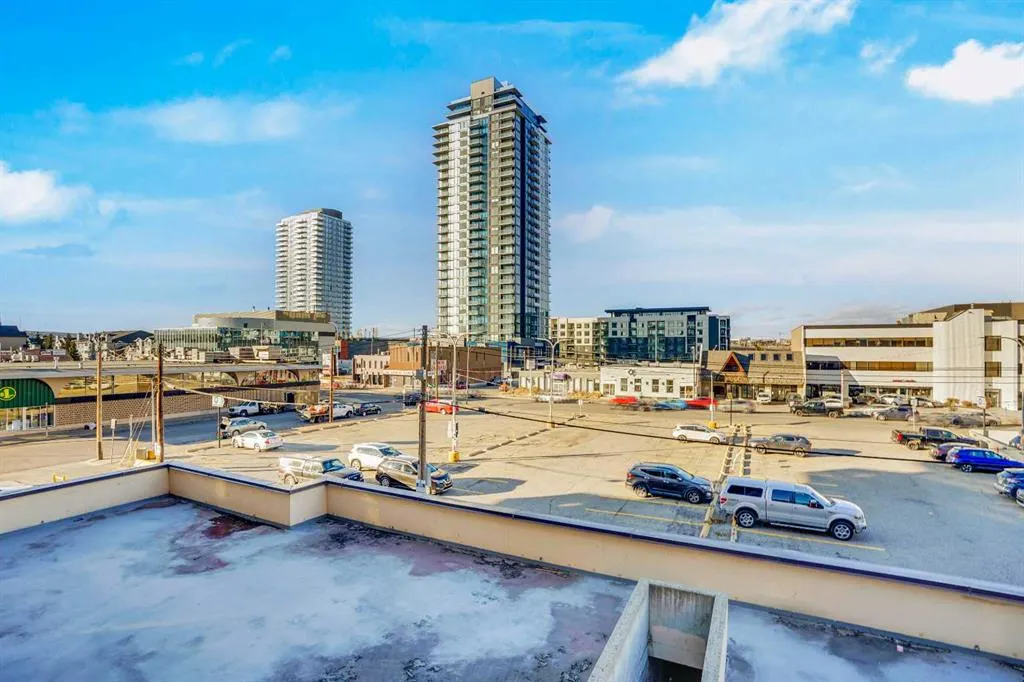 1334 12 Avenue SW, #305