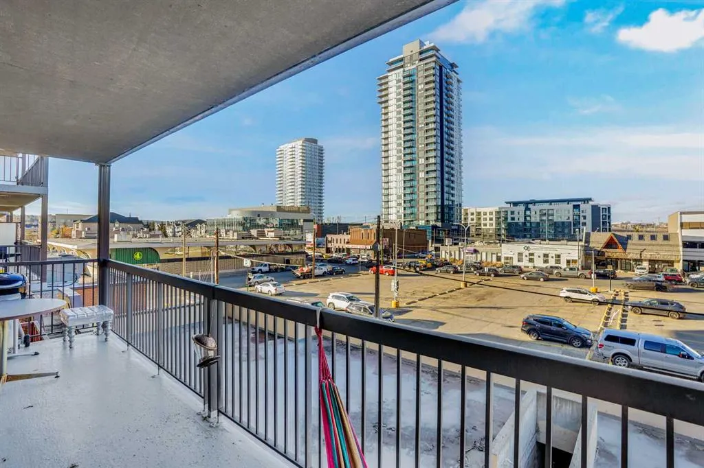 1334 12 Avenue SW, #305
