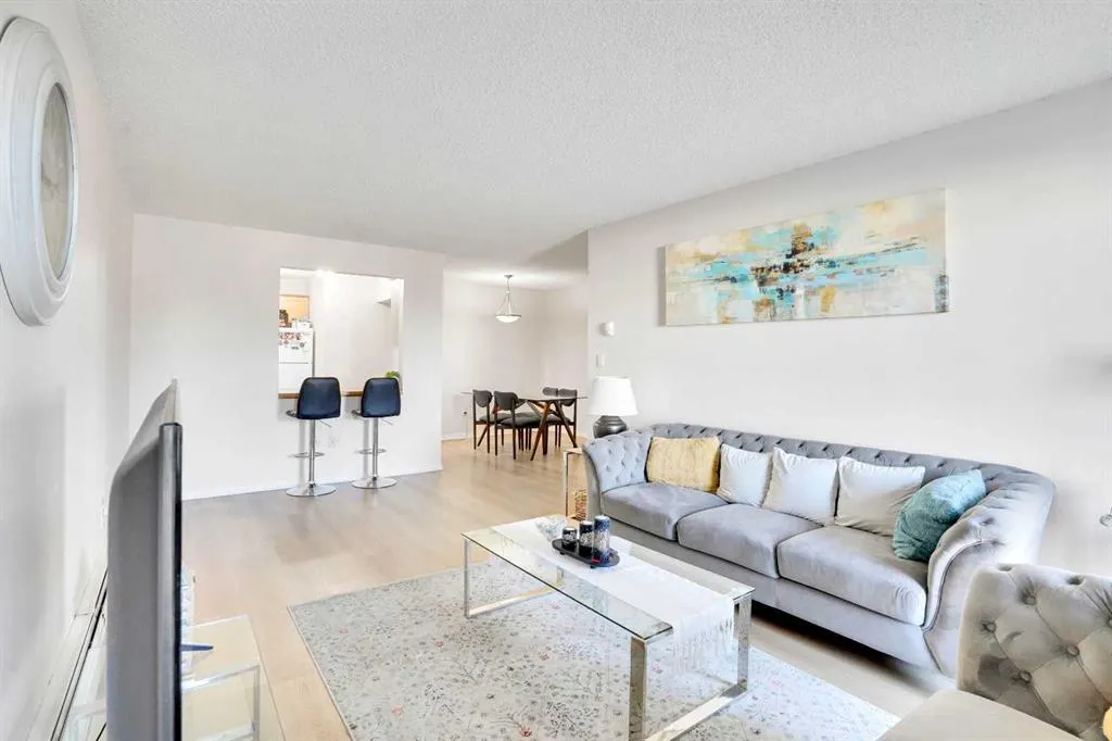 1334 12 Avenue SW, #305