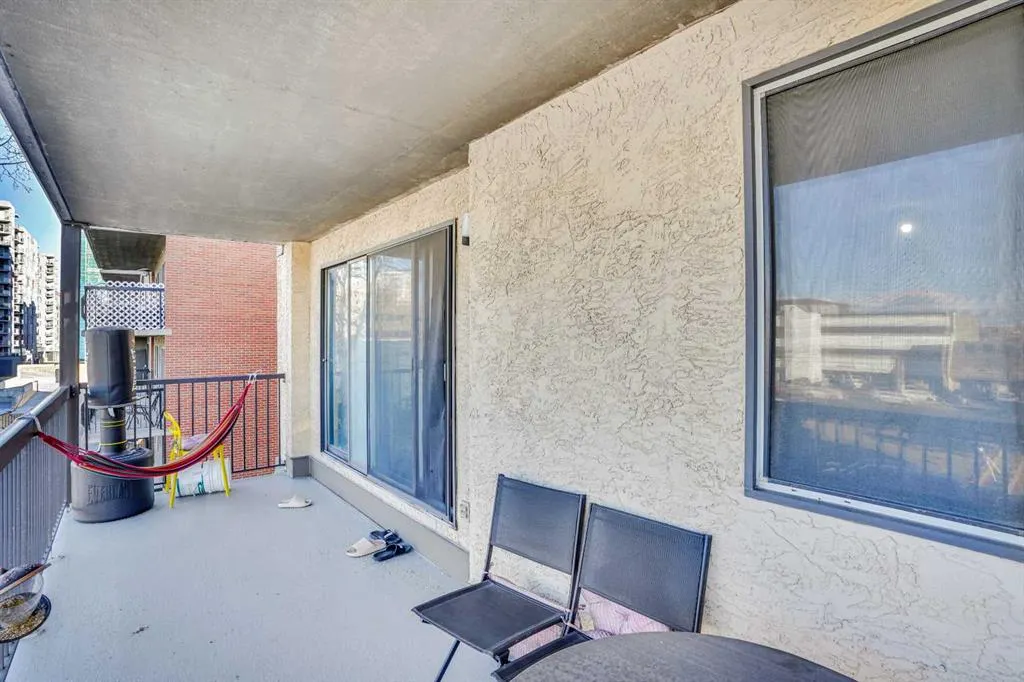 1334 12 Avenue SW, #305