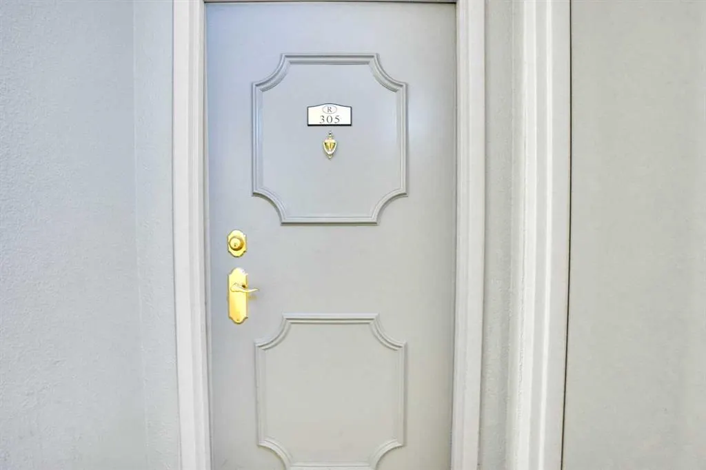 1334 12 Avenue SW, #305