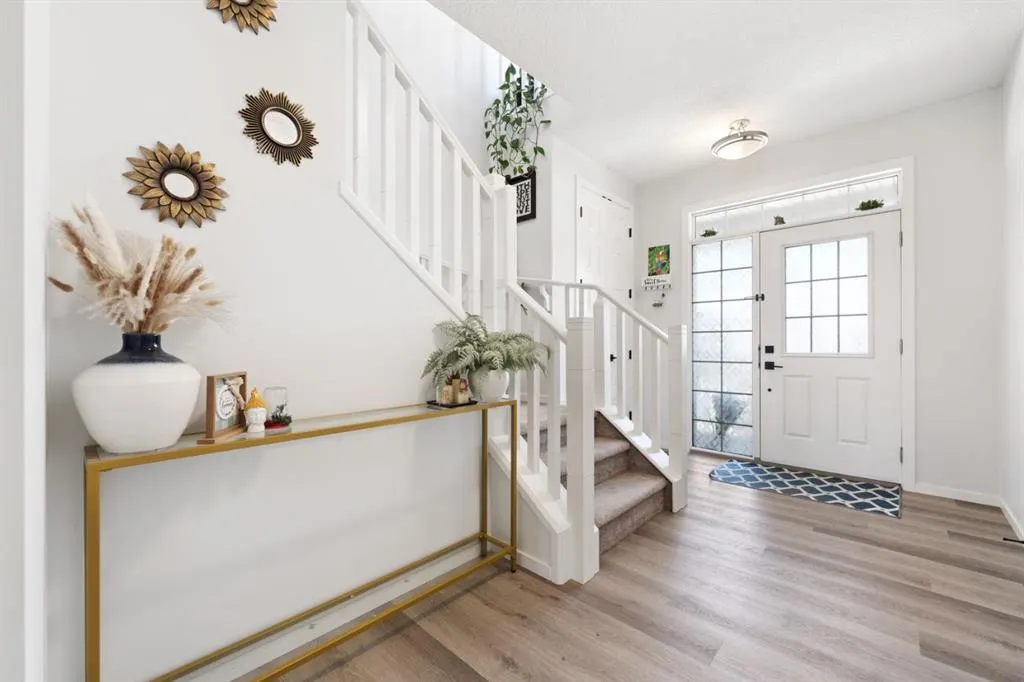 633 Windrow Manor SW