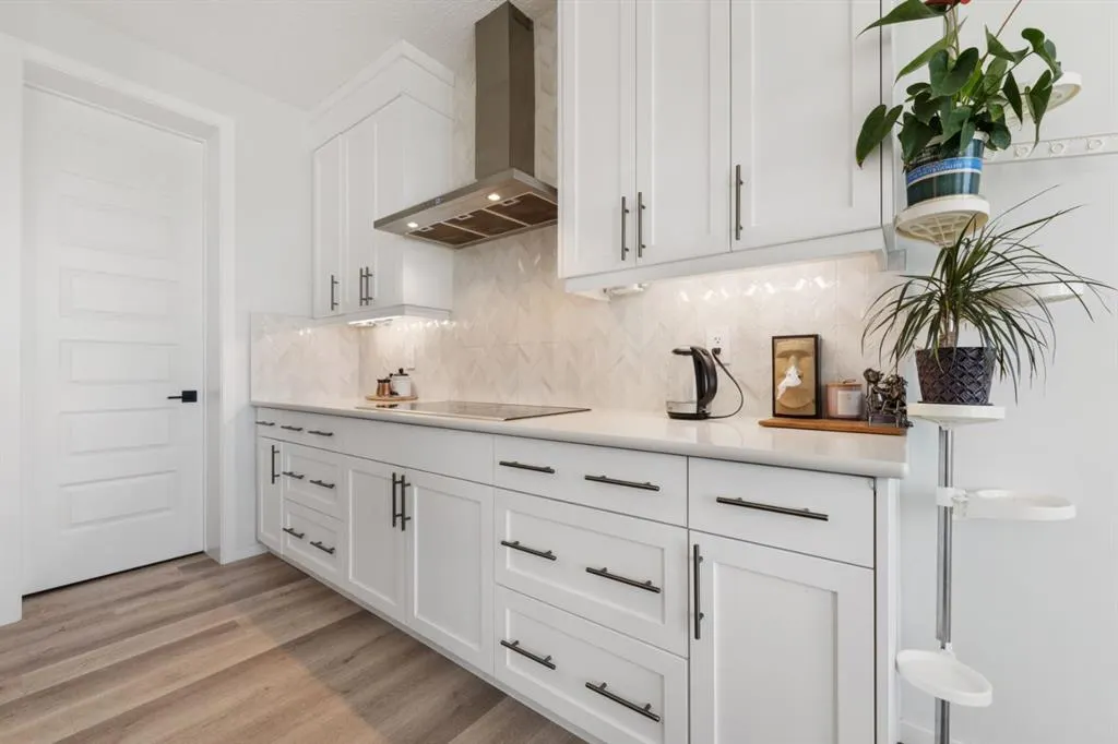 633 Windrow Manor SW