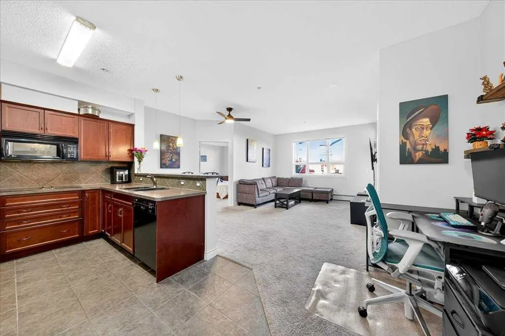 26 Val Gardena View SW, #253