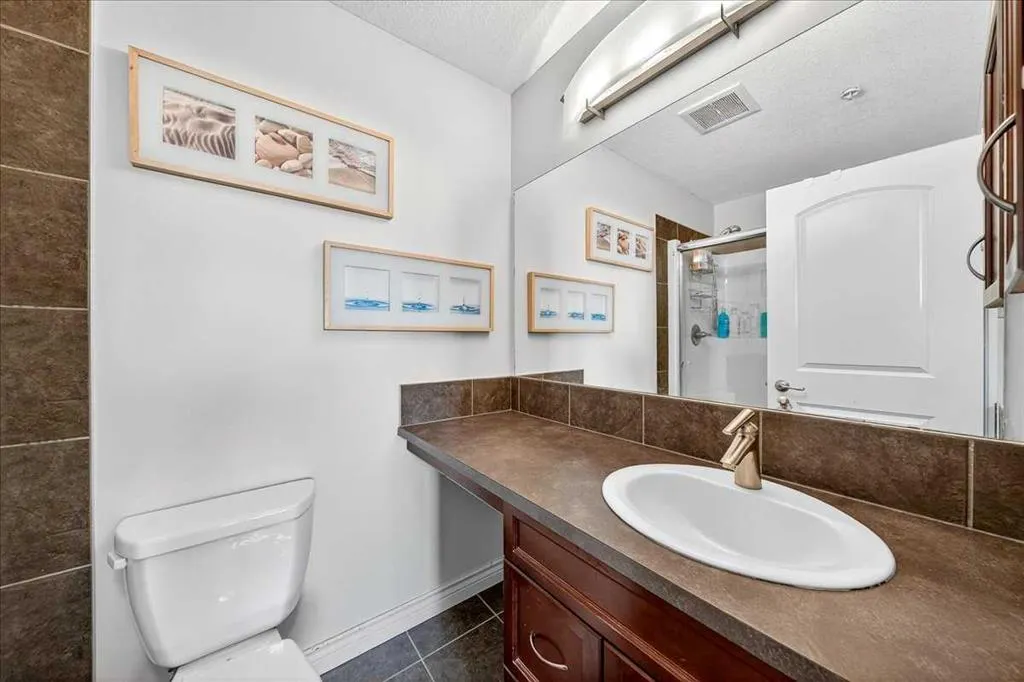 26 Val Gardena View SW, #253