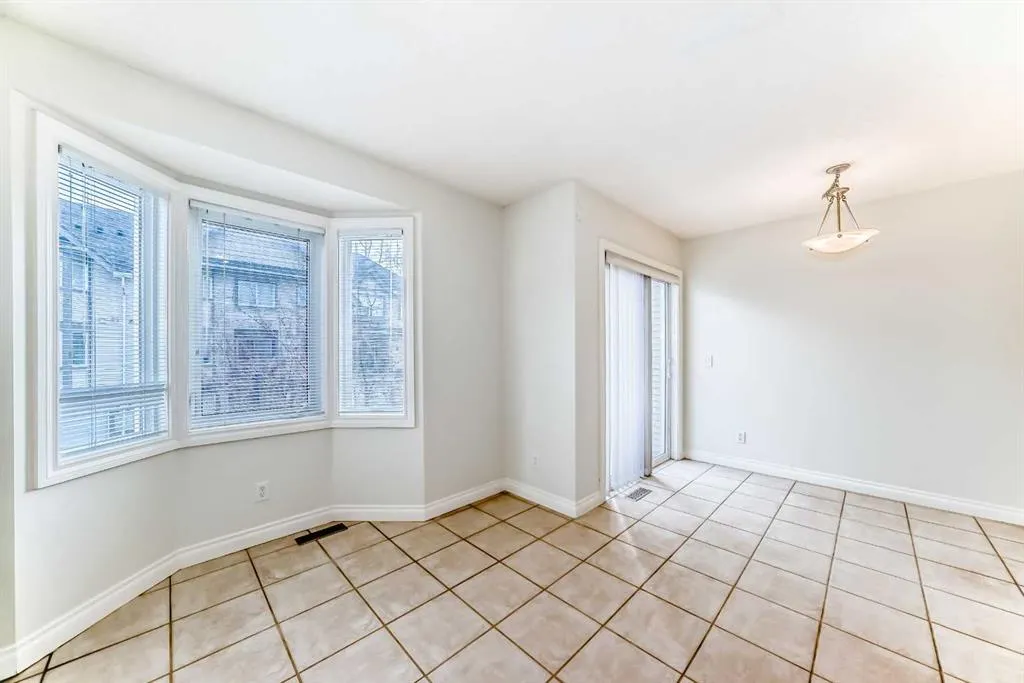 191 Cedarwood Lane SW