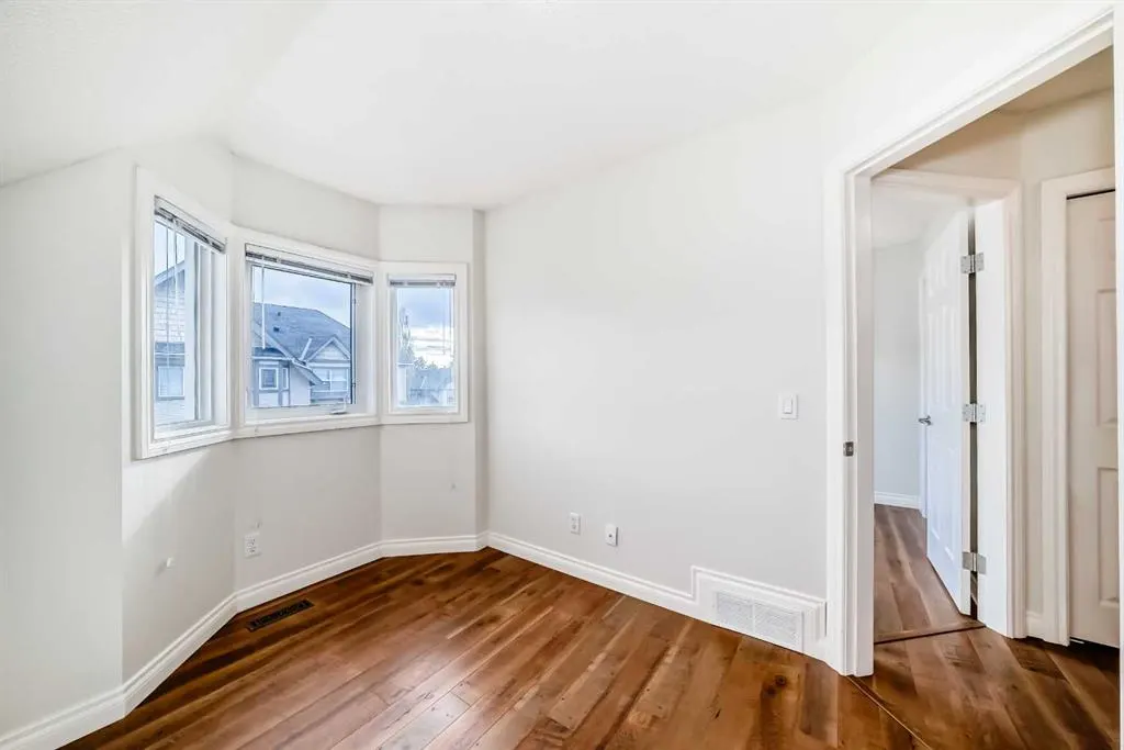 191 Cedarwood Lane SW