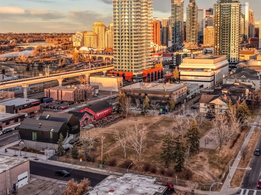 1719 11 Avenue SW, #203