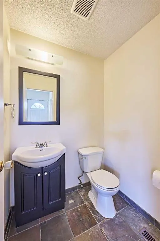 16 Shawmeadows Crescent SW