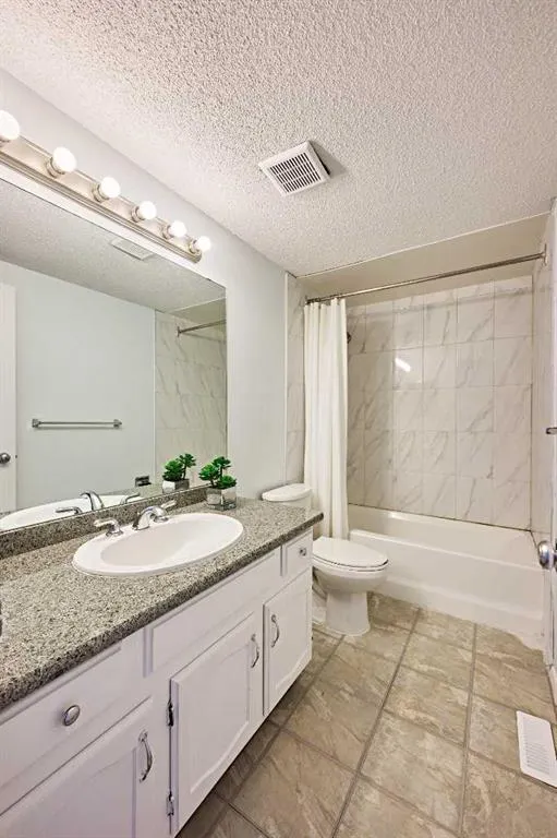 16 Shawmeadows Crescent SW