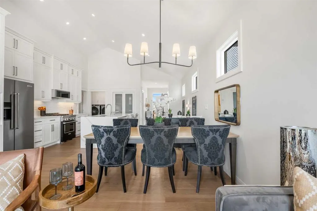 218 Mitchell Heath NW