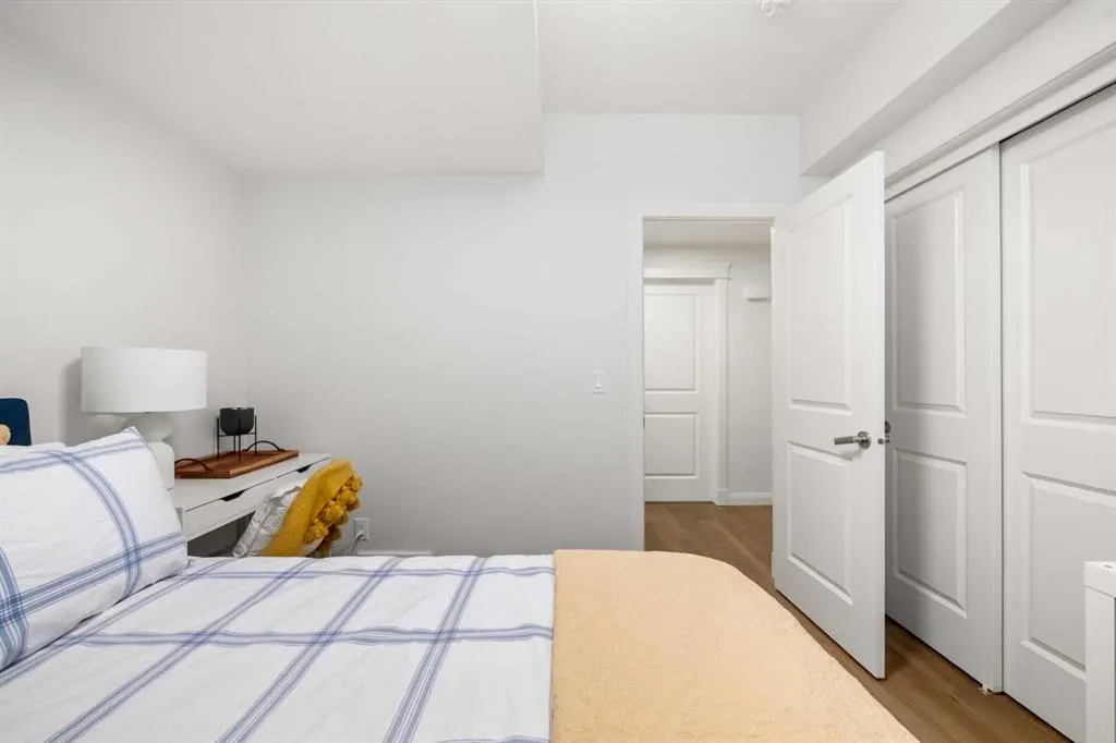 218 Mitchell Heath NW