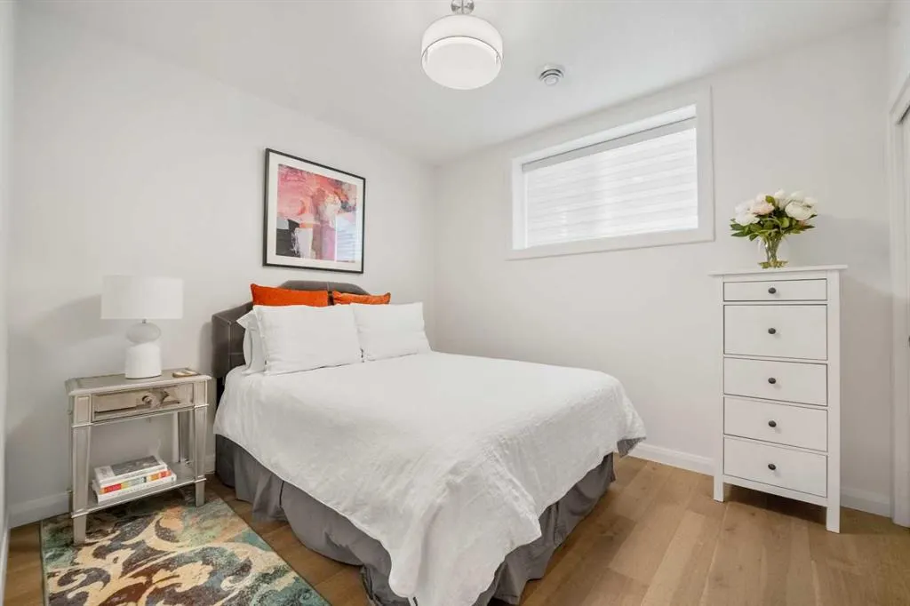 218 Mitchell Heath NW