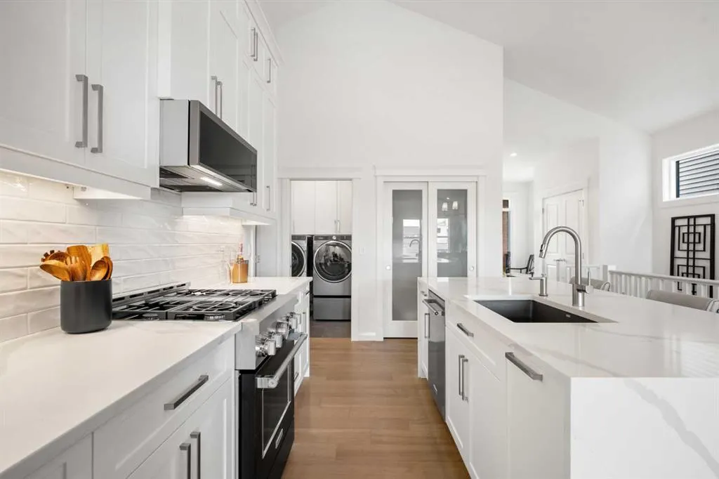 218 Mitchell Heath NW