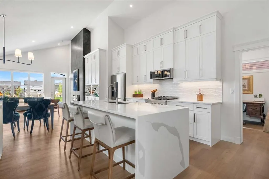 218 Mitchell Heath NW