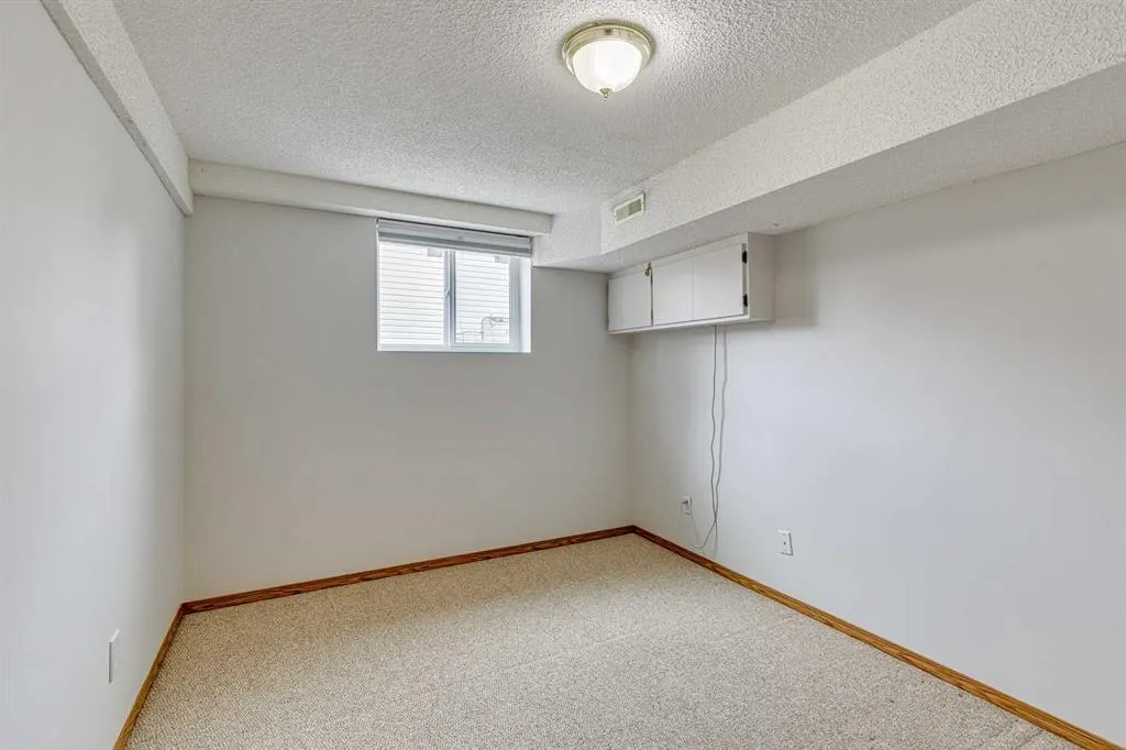 522 & 524 27 Avenue NW