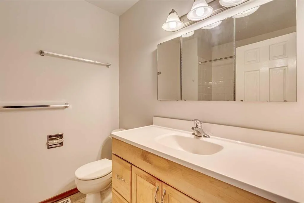 522 & 524 27 Avenue NW