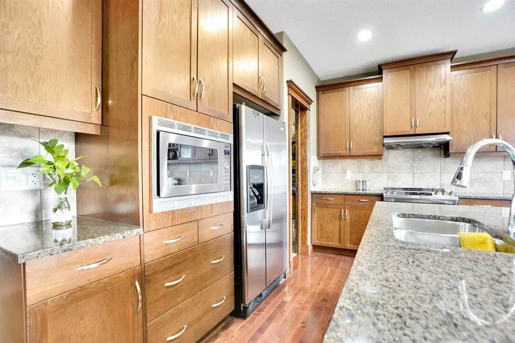 39 Skyview Shores Rise NE