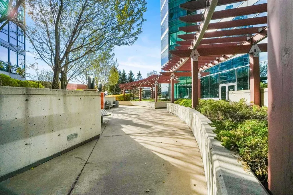 220 12 Avenue SE, #1102