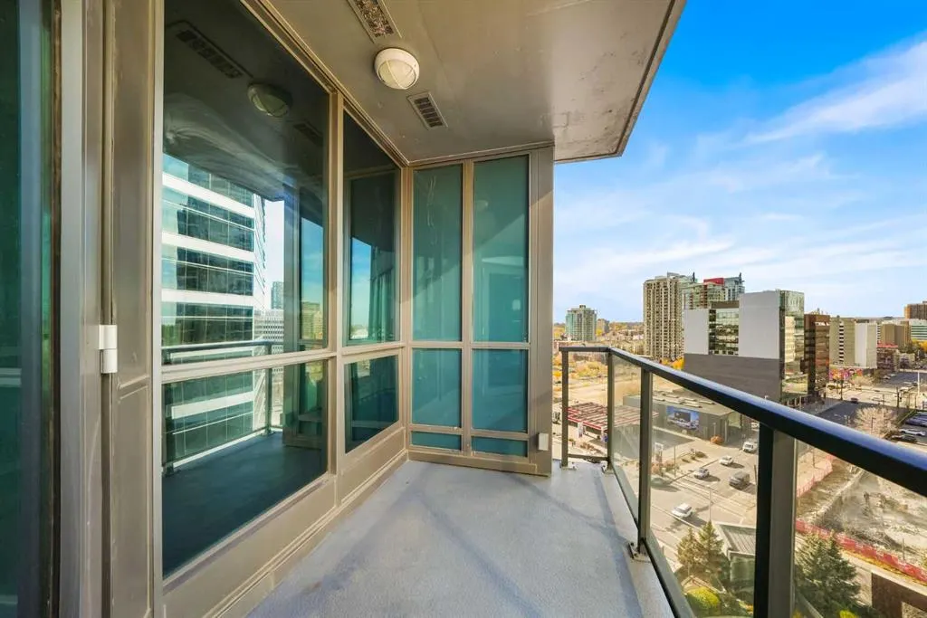 220 12 Avenue SE, #1102