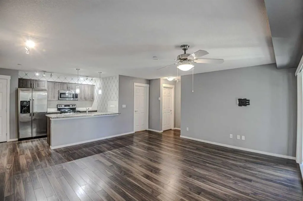 99 Copperstone Park SE, #2101