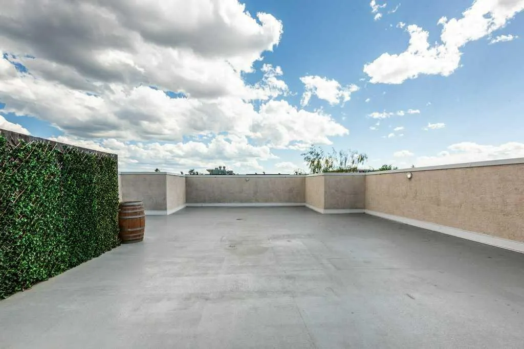 705 56 Avenue SW, #301