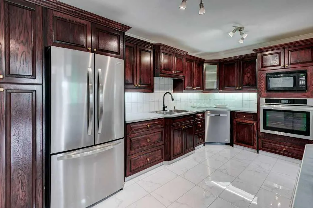 705 56 Avenue SW, #301