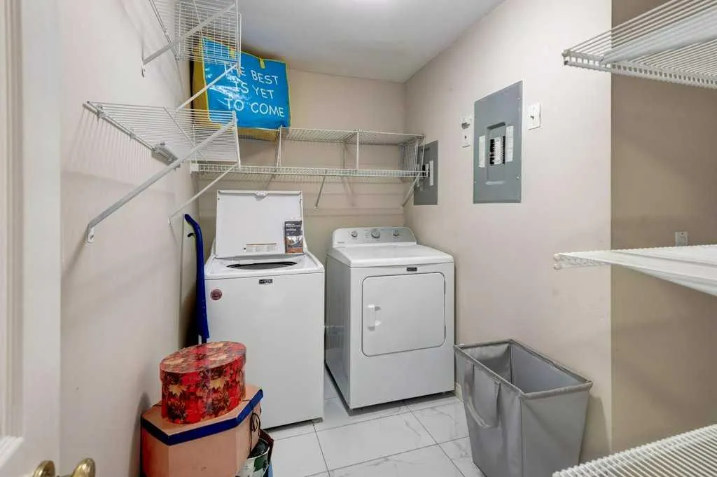 705 56 Avenue SW, #301