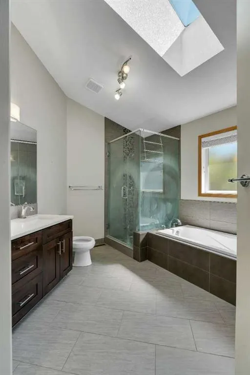 106 Thornbird Way SE