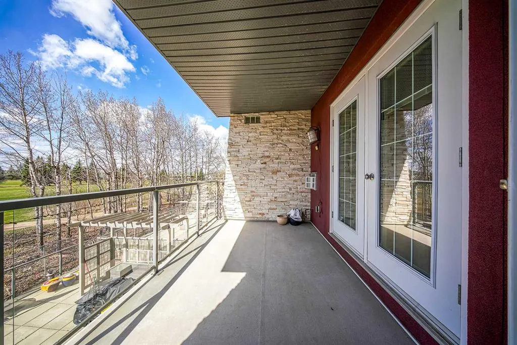 5040 53 Street, #207