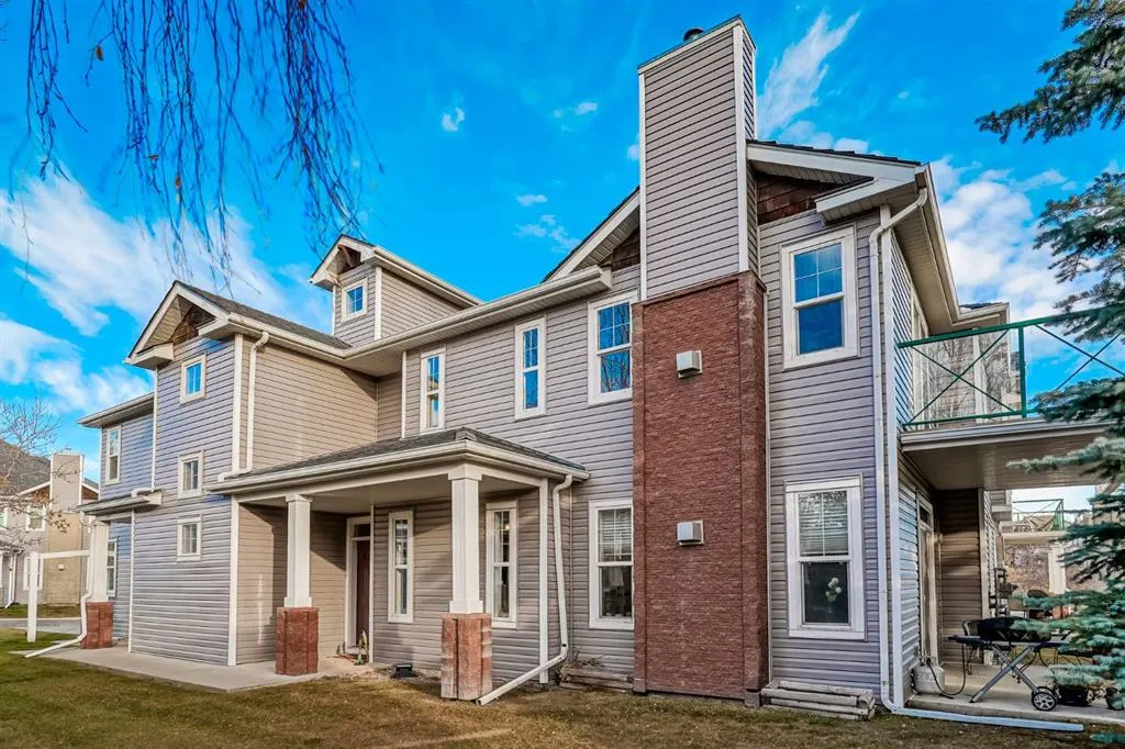 39 Hidden Creek Place NW, #104