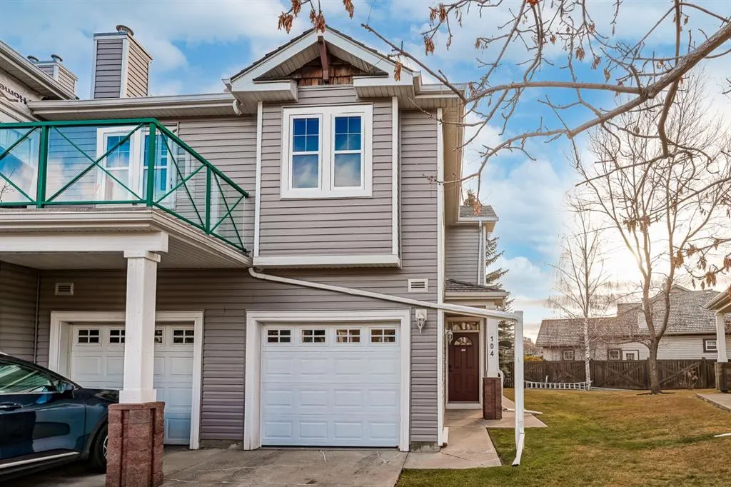 39 Hidden Creek Place NW, #104